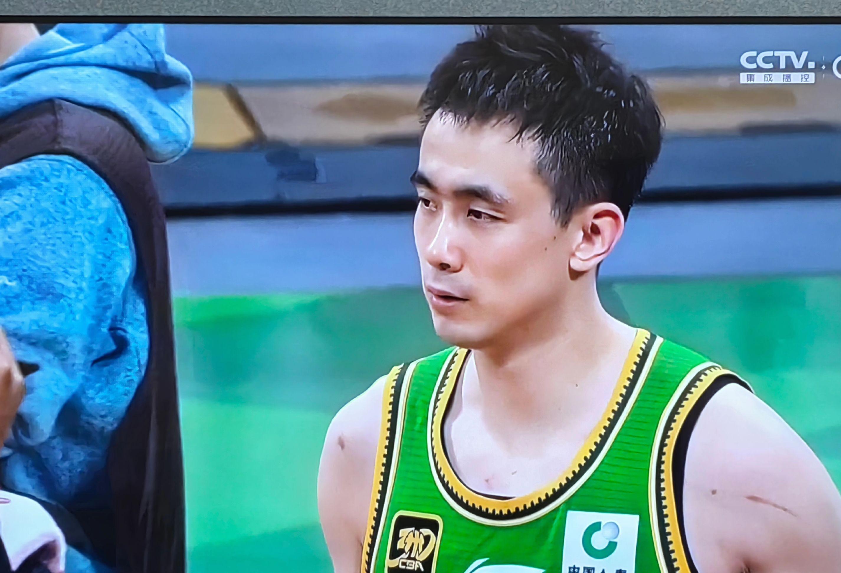 九游关于广厦男篮今晨门线救险,志在西甲名次提升,更衣室稳定,年轻球员得到机会的信息