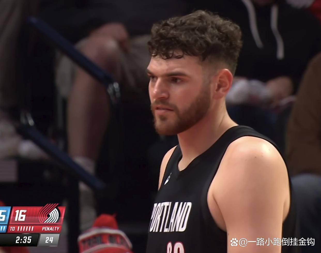 九游赛前全明星赛传出新动向,波特兰开拓者队长鼓劲,管理层表态——态度坚定,纪律约束更严格的简单介绍